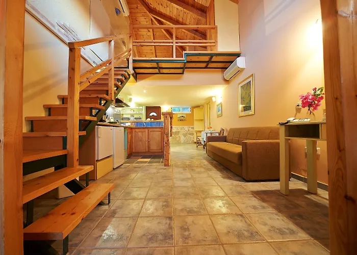 Cavo Marathia 4*