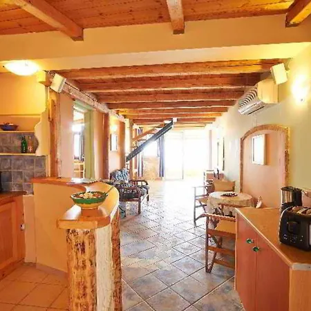 Cavo Marathia 4*