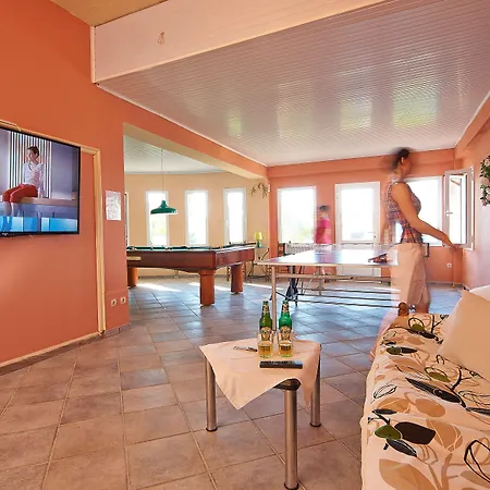 Cavo Marathia Апарт-отель