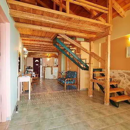 מלון דירות Cavo Marathia 4*