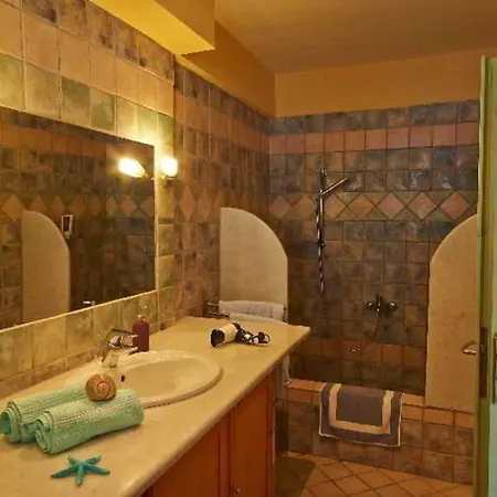 Aparthotel Cavo Marathia 4*