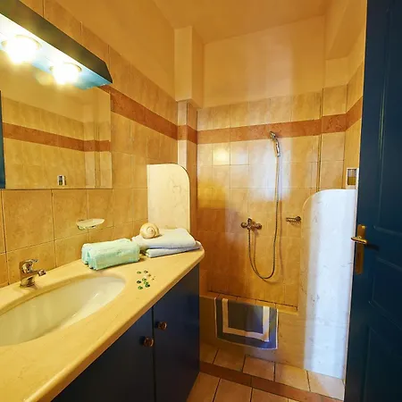 מלון דירות Cavo Marathia