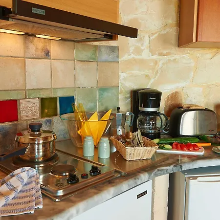 מלון דירות Cavo Marathia 4*