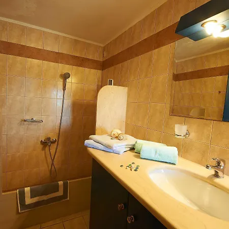 Cavo Marathia Aparthotel 4*