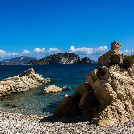 Cavo Marathia מלון דירות 4*