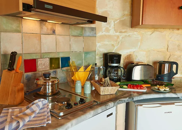 Apartmanhotel Cavo Marathia 4*